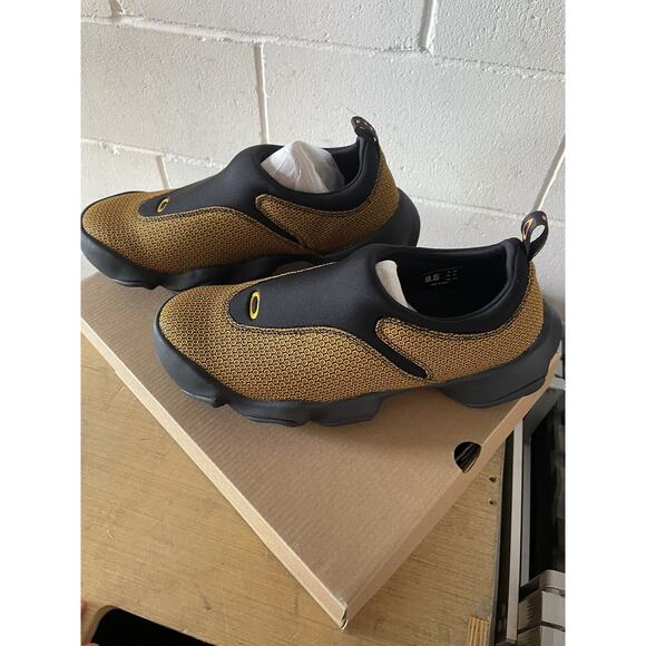 Oakley Factory Team Flesh Yellow/Black Size 9.5